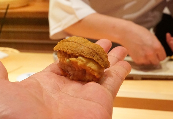 � ������